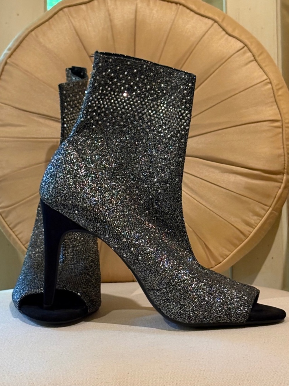 INC International Concepts Rielee Peep Toe Sock Booties Silver Glitter Sz 8.5
